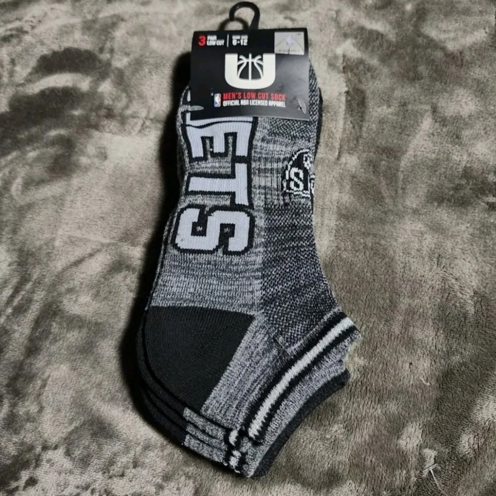 NWT Kid's Brooklyn Nets Ultra Game 3 Pair Black and Gray Quarter Cut Socks